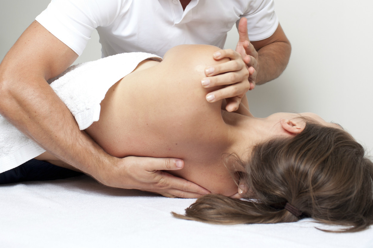 Dolores de espalda  Osteopatía y fisioterapia en Sevilla